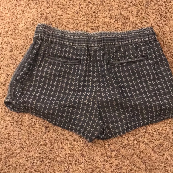 Francesca’s patterned denim shorts - Picture 2 of 3